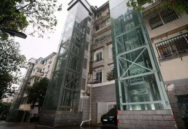 老樓加裝電梯