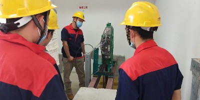 電梯維修保養(yǎng)