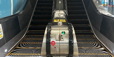 舊梯換新